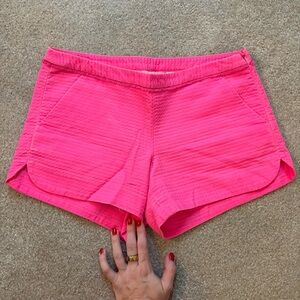 Lilly Pulitzer hot pink adie short